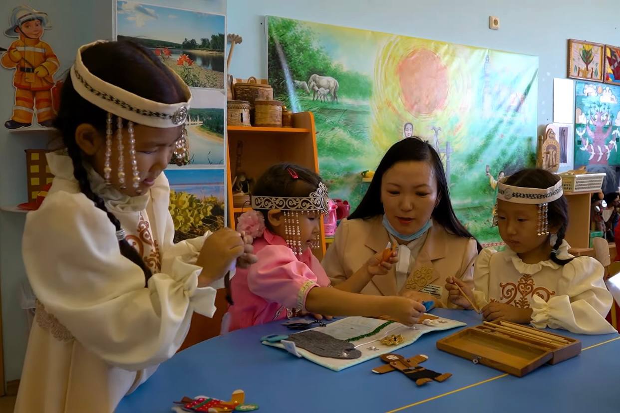 Образовательная экспедиция СОТ в Якутию: творческие занятия в детском саду №51 «Кэскил»