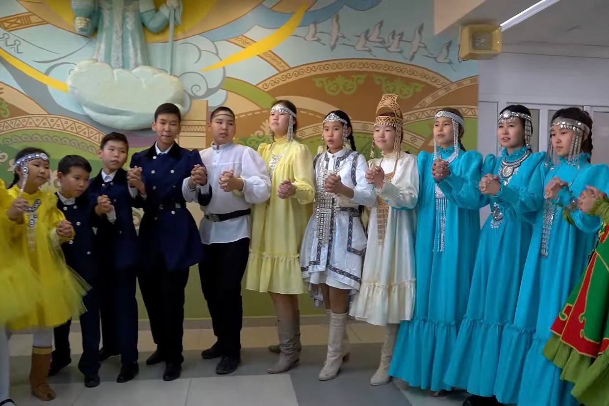 Образовательная экспедиция СОТ в Якутию: выступление учеников Саха гимназии